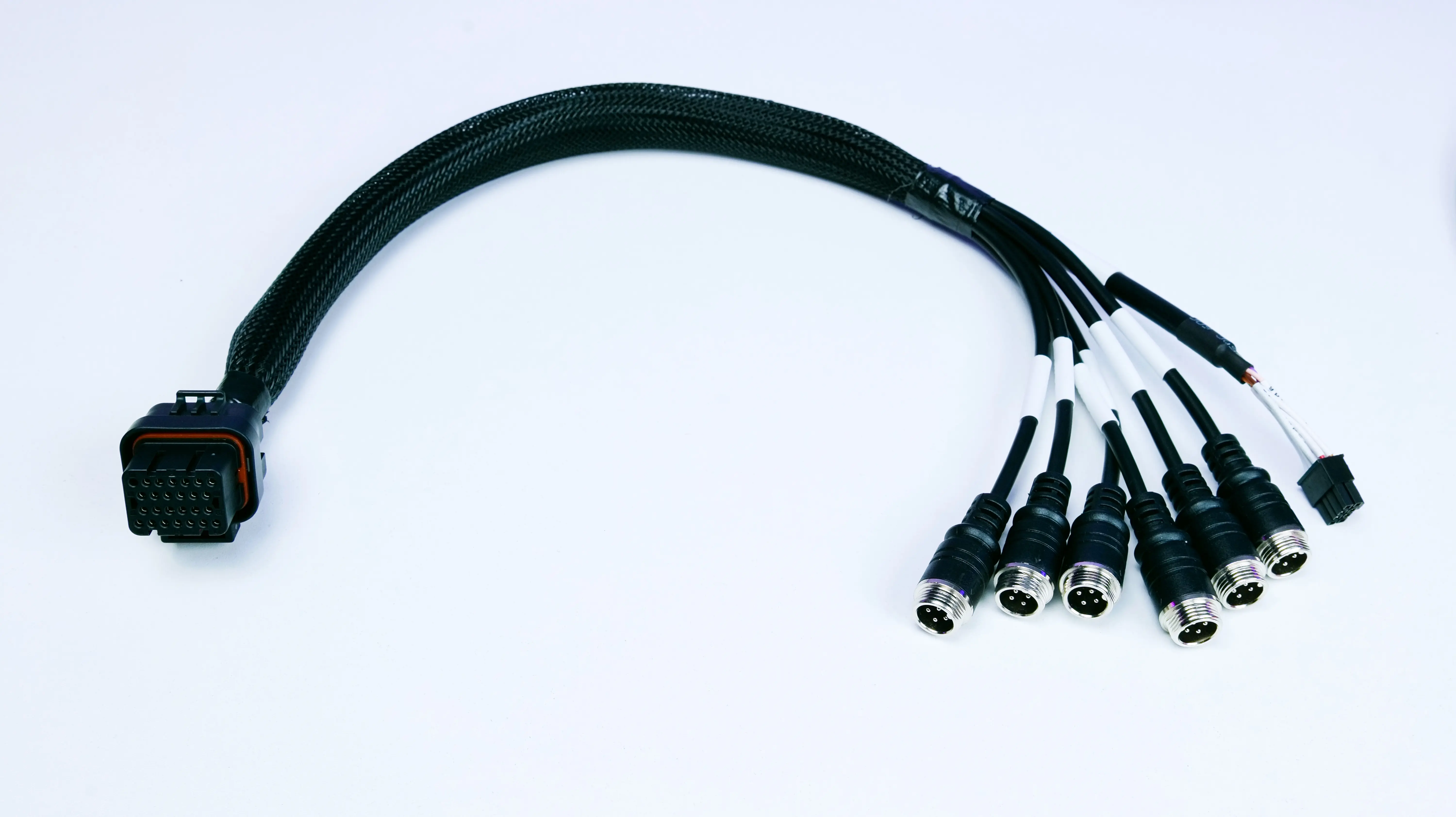 Extended-Cable-Port-B